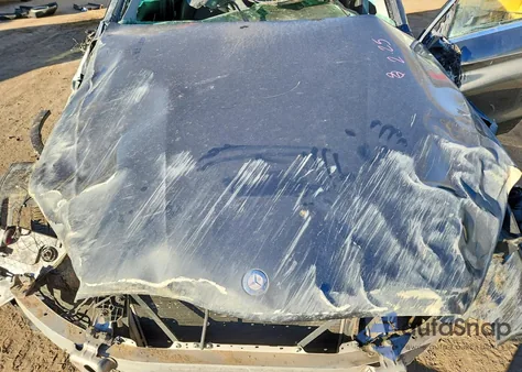 2016 Mercedes-Benz Glc 300 4Matic z USA, uszkodzony, nr VIN WDC0G4KB2GF011861